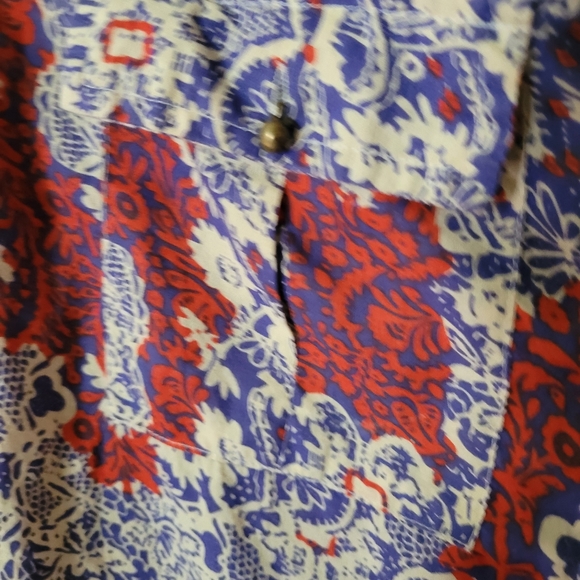 Forever 21 light weight blouse - Picture 5 of 5